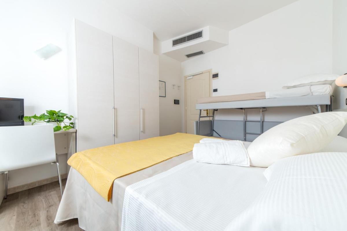 Elite Hotel 3*